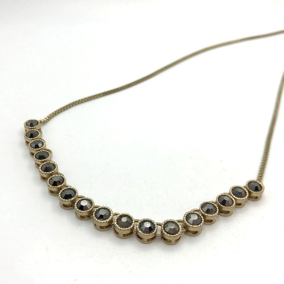 Necklace brushed gold finish with black gems and a adjustable chain - Picture 3 of 5